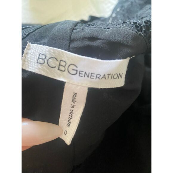 BCBGeneration 0 black and gold lace dress - Picture 5 of 7